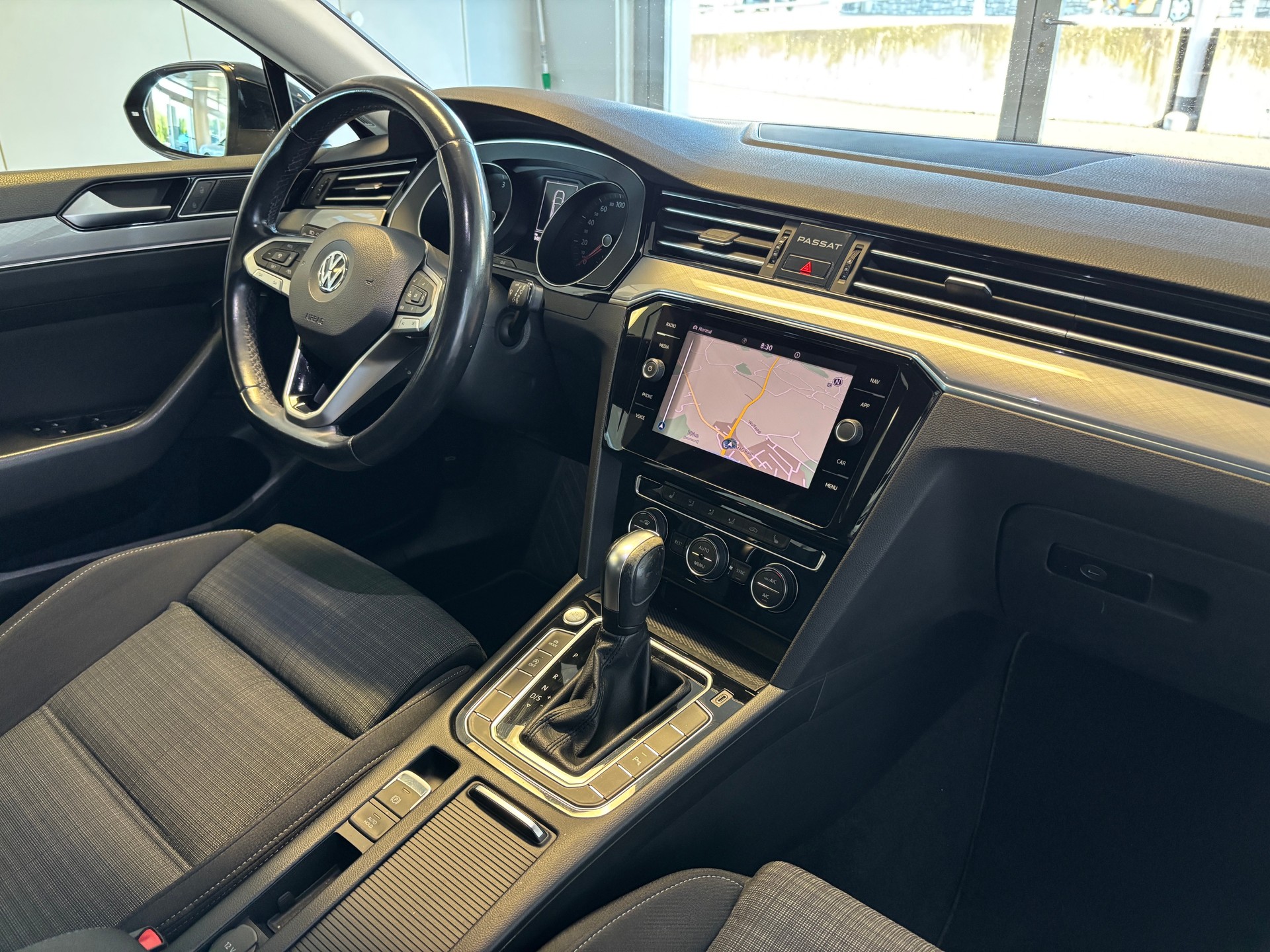 VW Passat 2.0 TDI BMT Business DSG-image-8