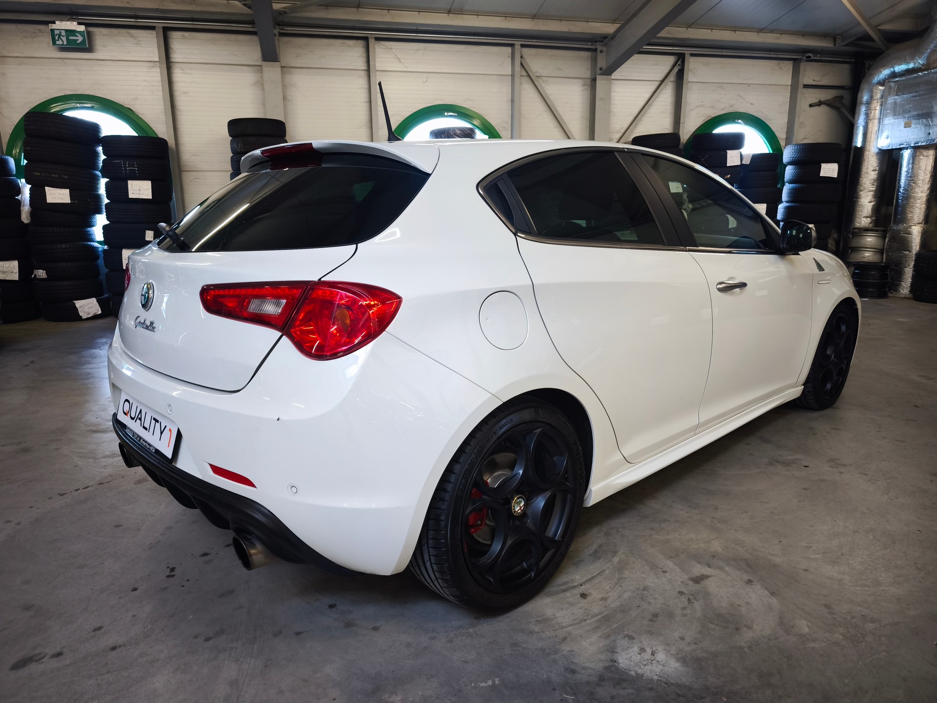 ALFA ROMEO Giulietta 1750 TBi Quadrifoglio Verde-image-2