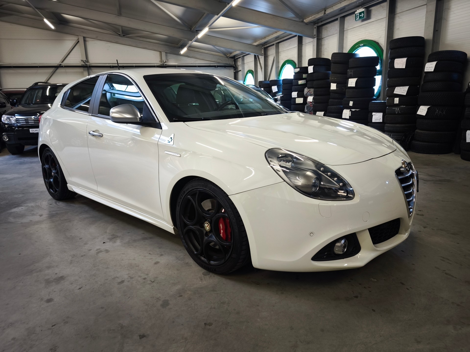 ALFA ROMEO Giulietta 1750 TBi Quadrifoglio Verde-image-1