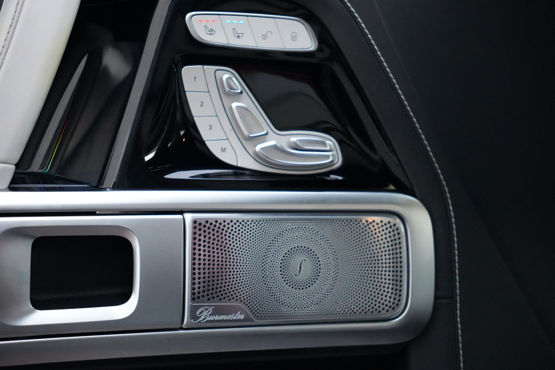 MERCEDES-BENZ G 63 AMG Speedshift Plus G-Tronic G-MANUFAKTUR-image-22