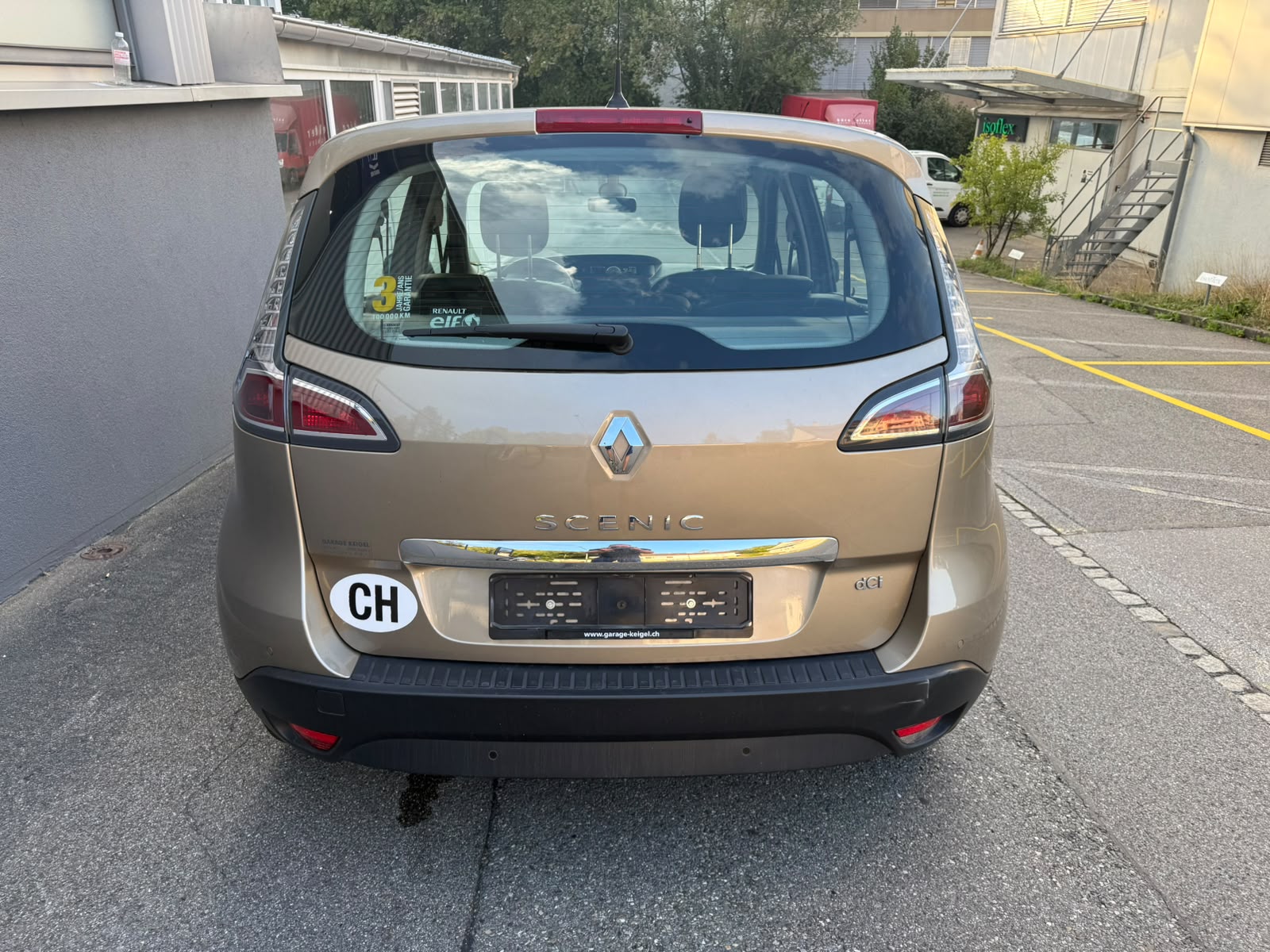 RENAULT Scénic 1.5 dCi Dynamique EDC-image-6