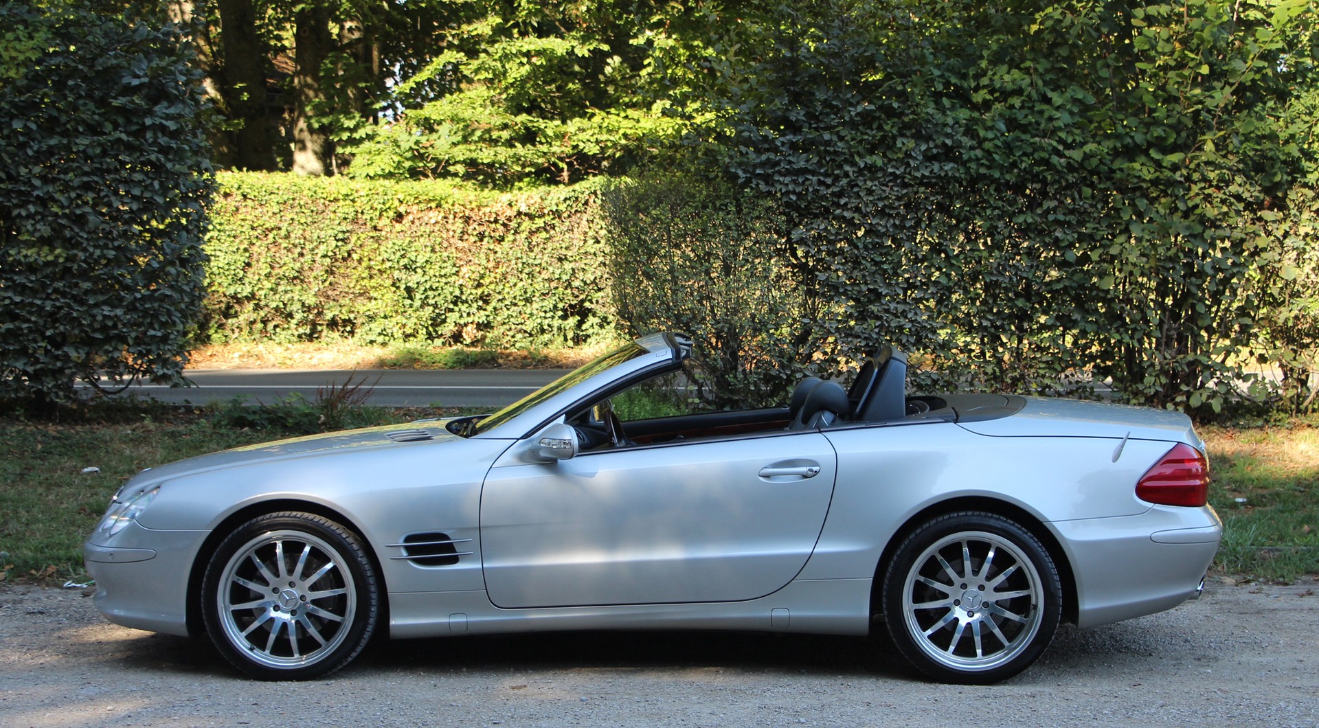 MERCEDES-BENZ SL 500 Automatic-image-19