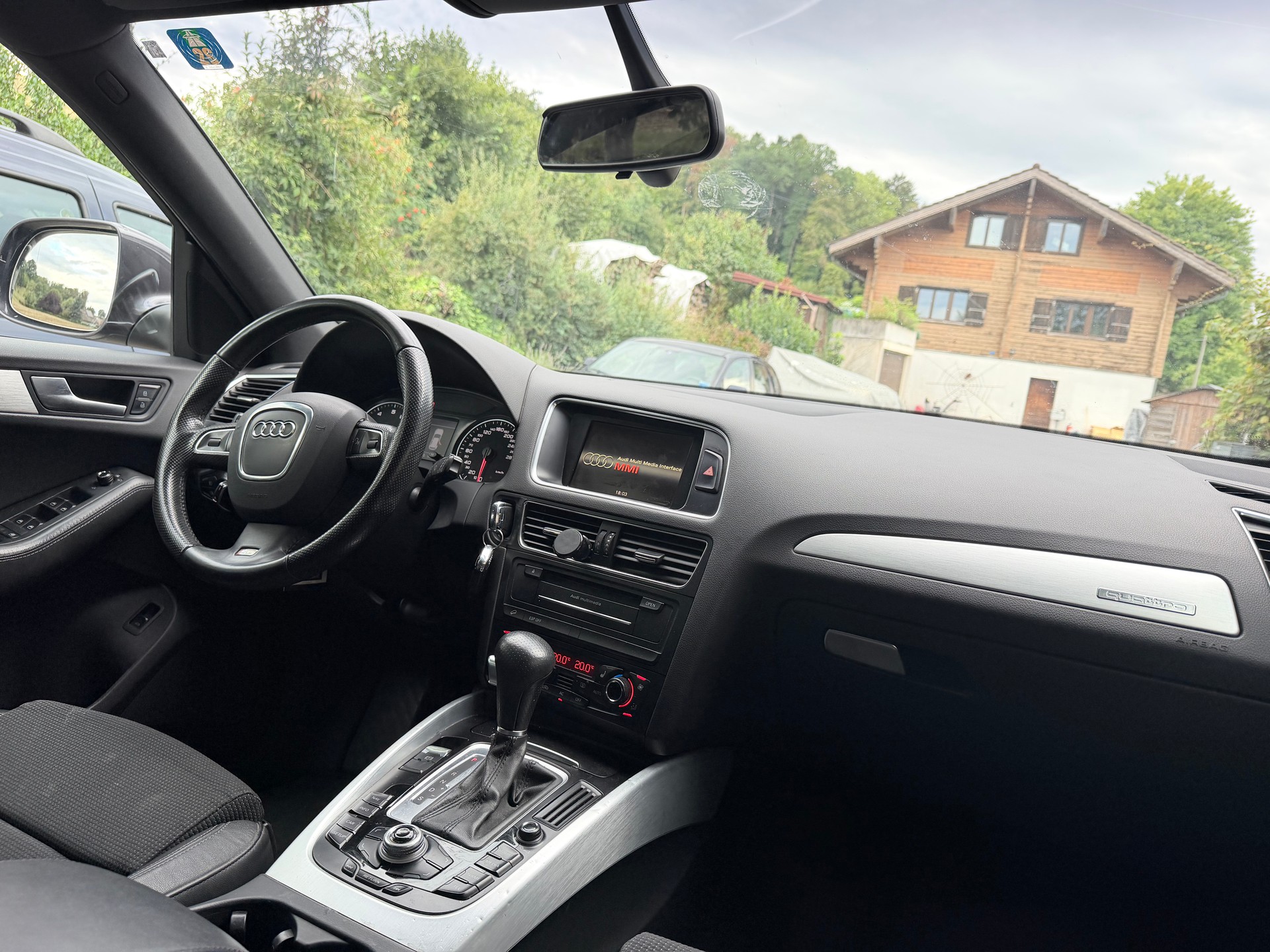 AUDI Q5 2.0 TFSI quattro S-Line-image-7
