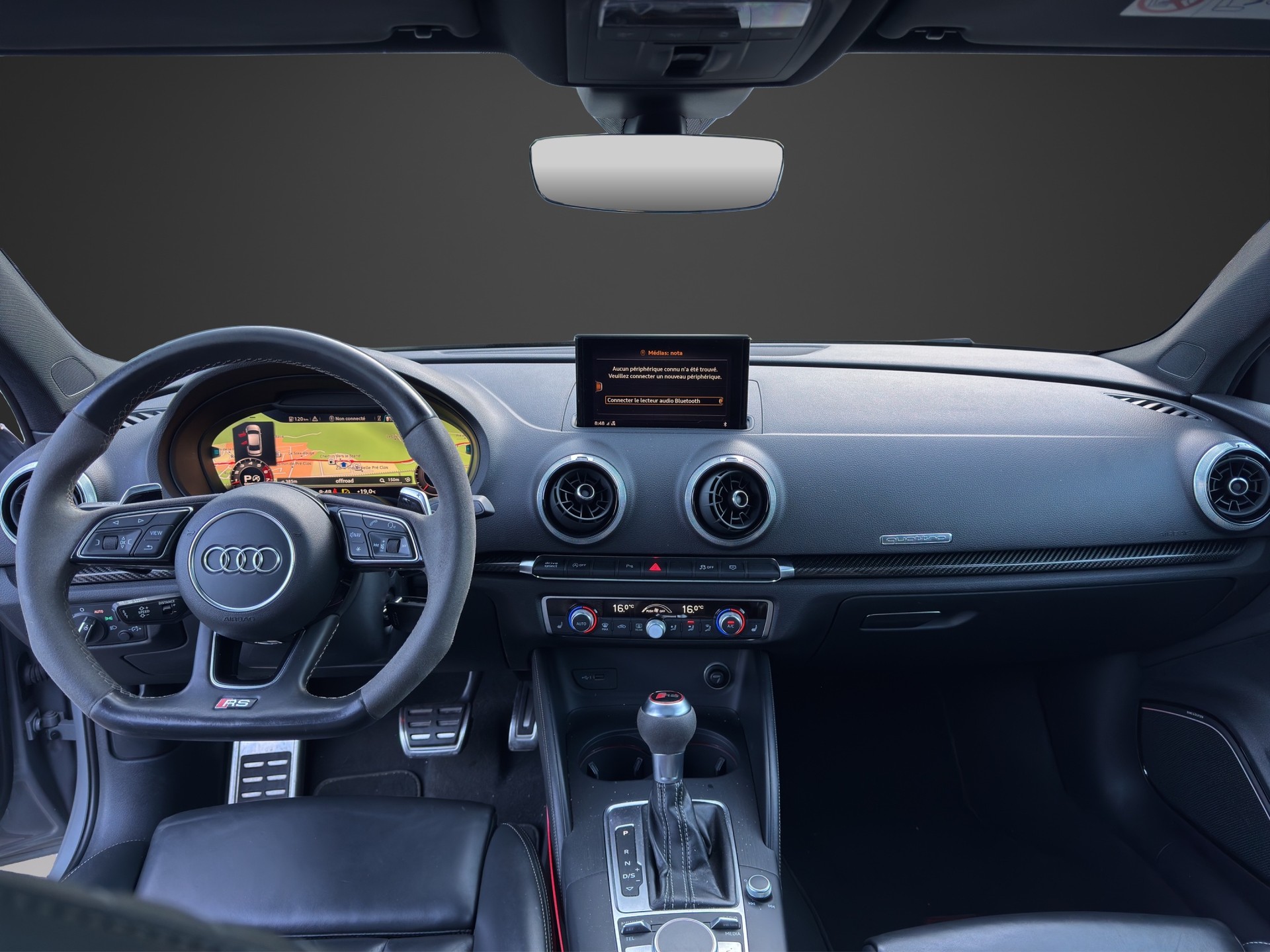 AUDI RS3 Limousine 2.5 TSI quattro S-tronic-image-9