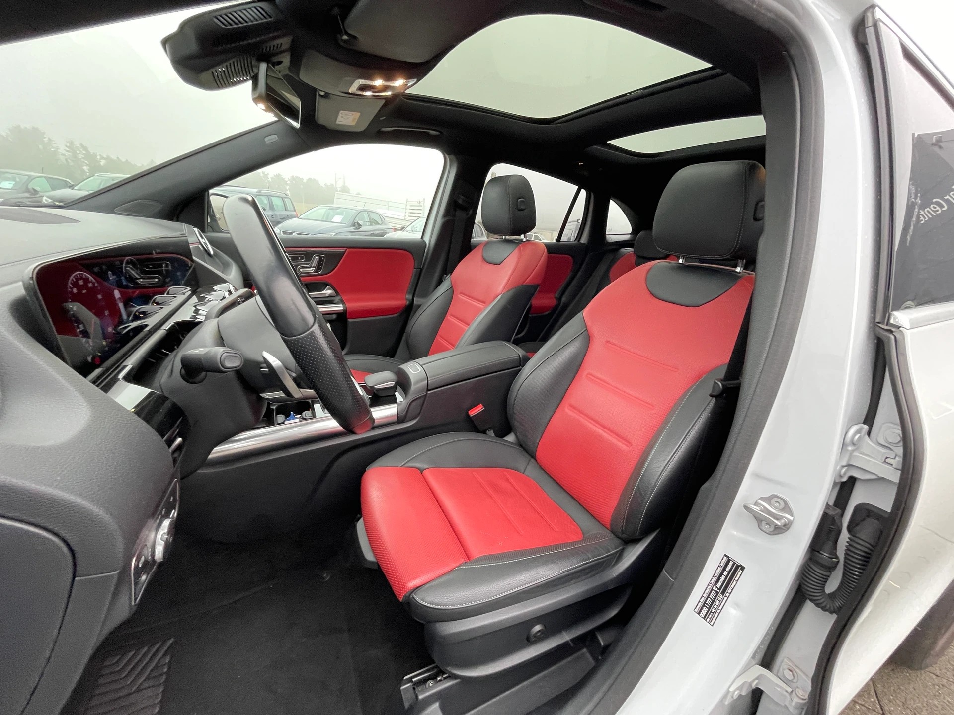 MERCEDES-BENZ GLA 220d 4Matic AMG Line 8G-DCT-image-10
