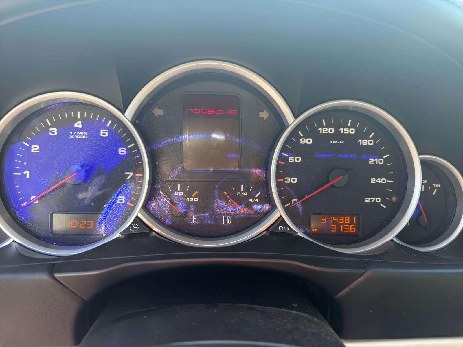 PORSCHE Cayenne S-image-7