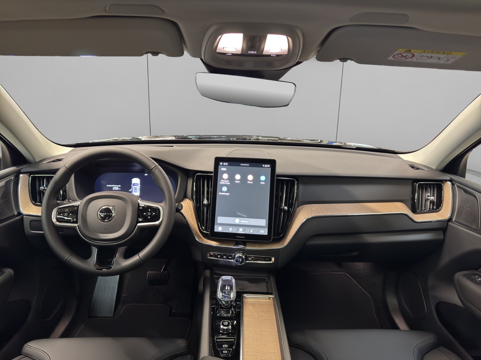 VOLVO XC60 2.0 B5 MH Plus Dark AWD-image-13