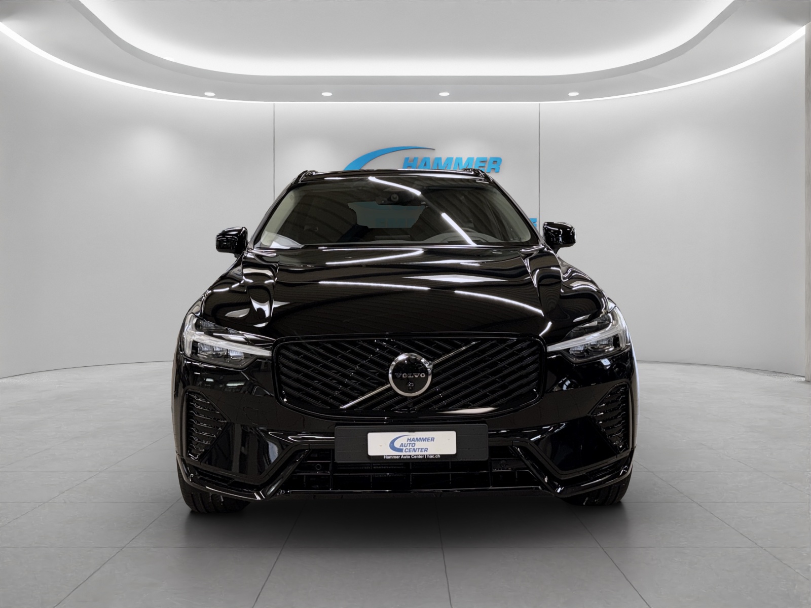 VOLVO XC60 2.0 B5 MH Plus Dark AWD-image-5