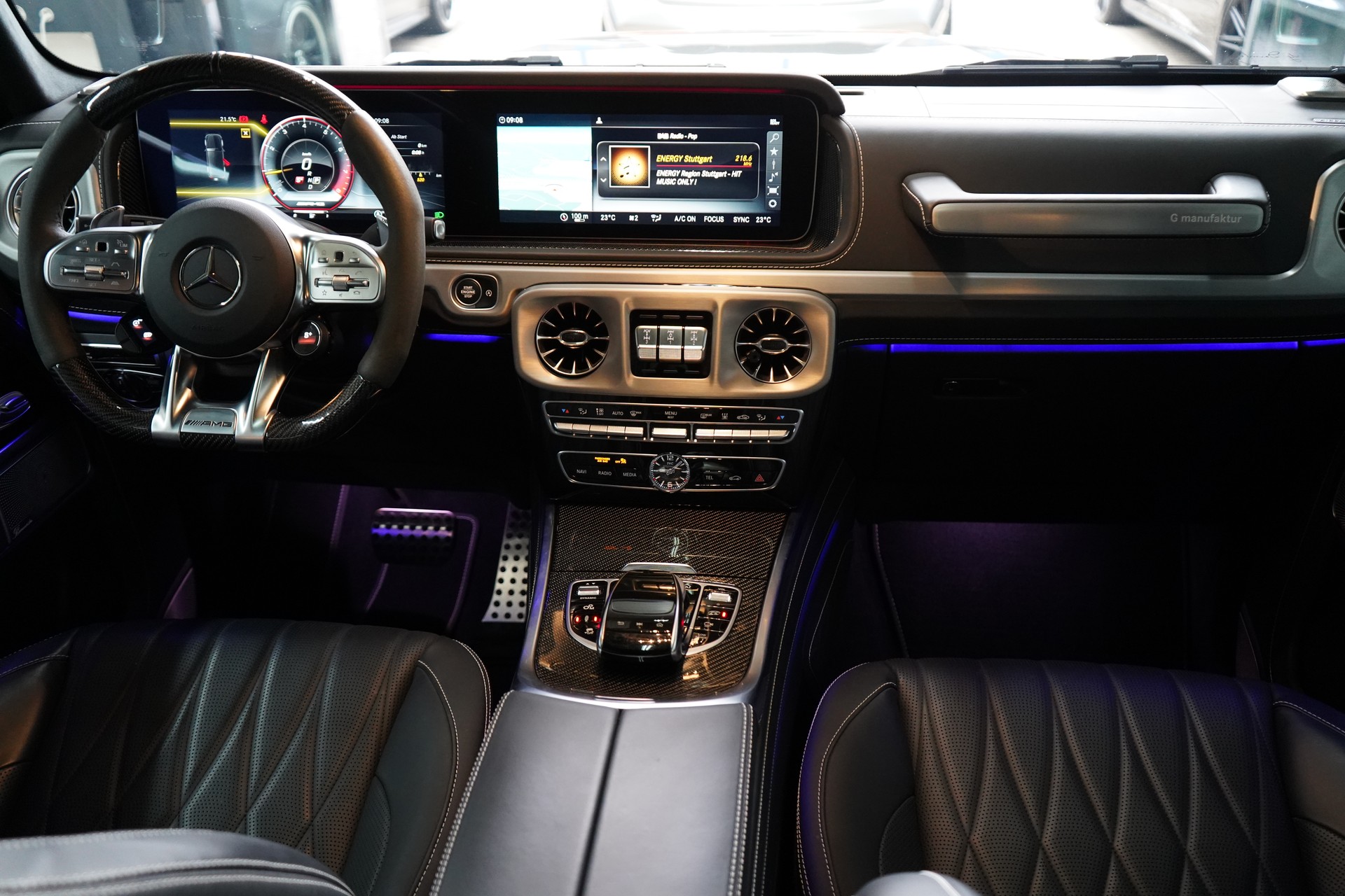 MERCEDES-BENZ G 63 AMG Speedshift Plus G-Tronic * Classic-grau Uni**-image-27