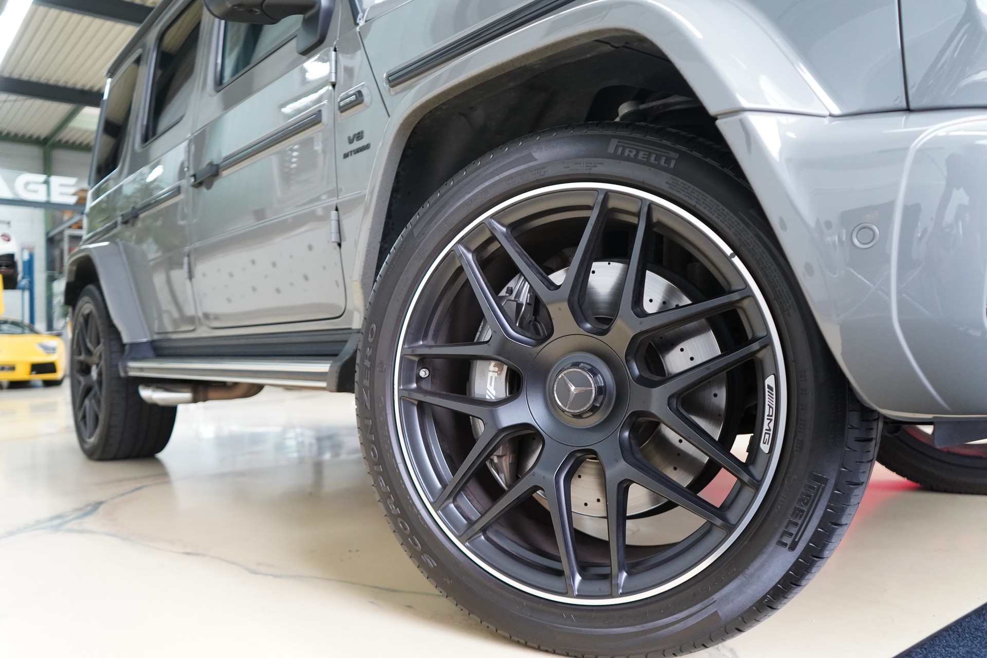 MERCEDES-BENZ G 63 AMG Speedshift Plus G-Tronic * Classic-grau Uni**-image-12