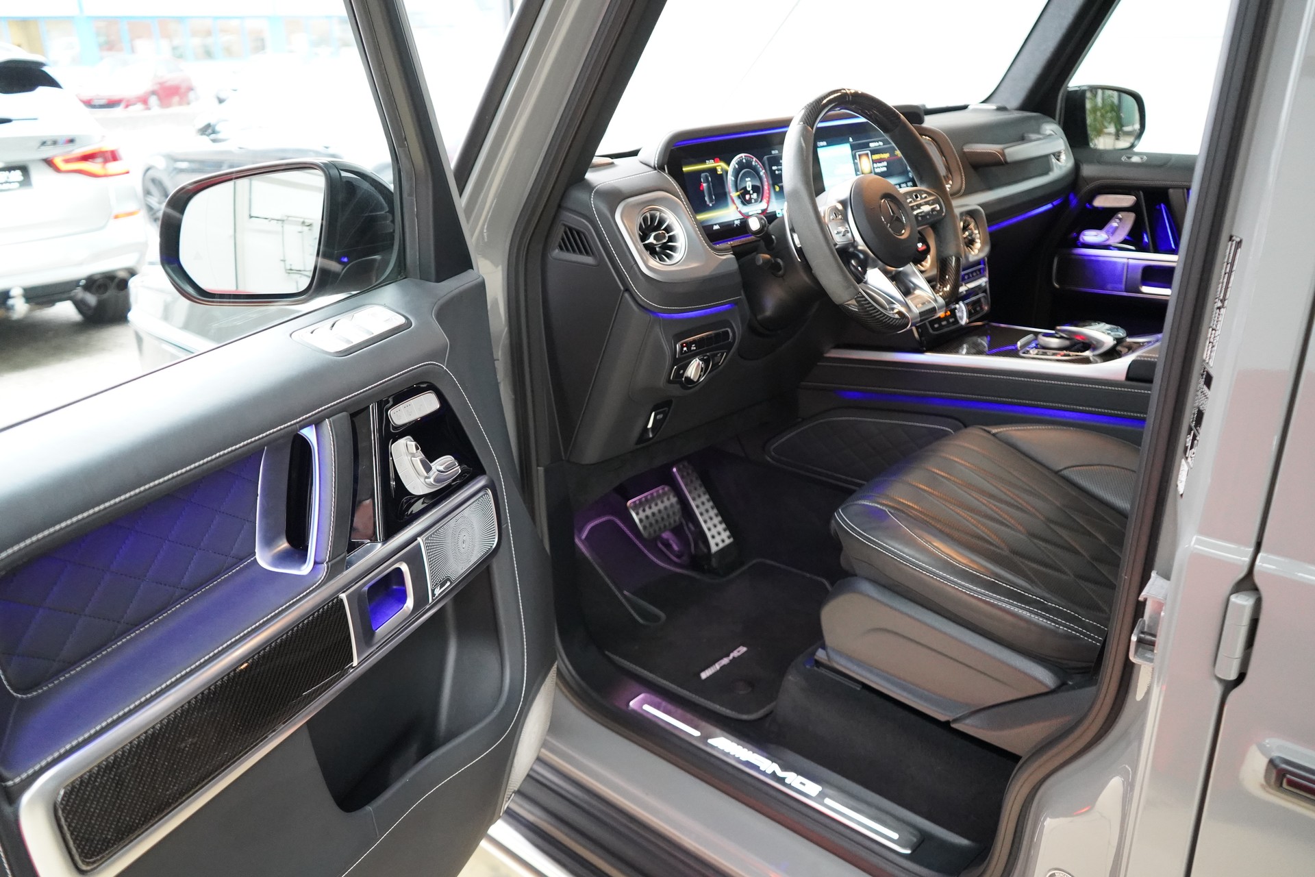 MERCEDES-BENZ G 63 AMG Speedshift Plus G-Tronic * Classic-grau Uni**-image-13