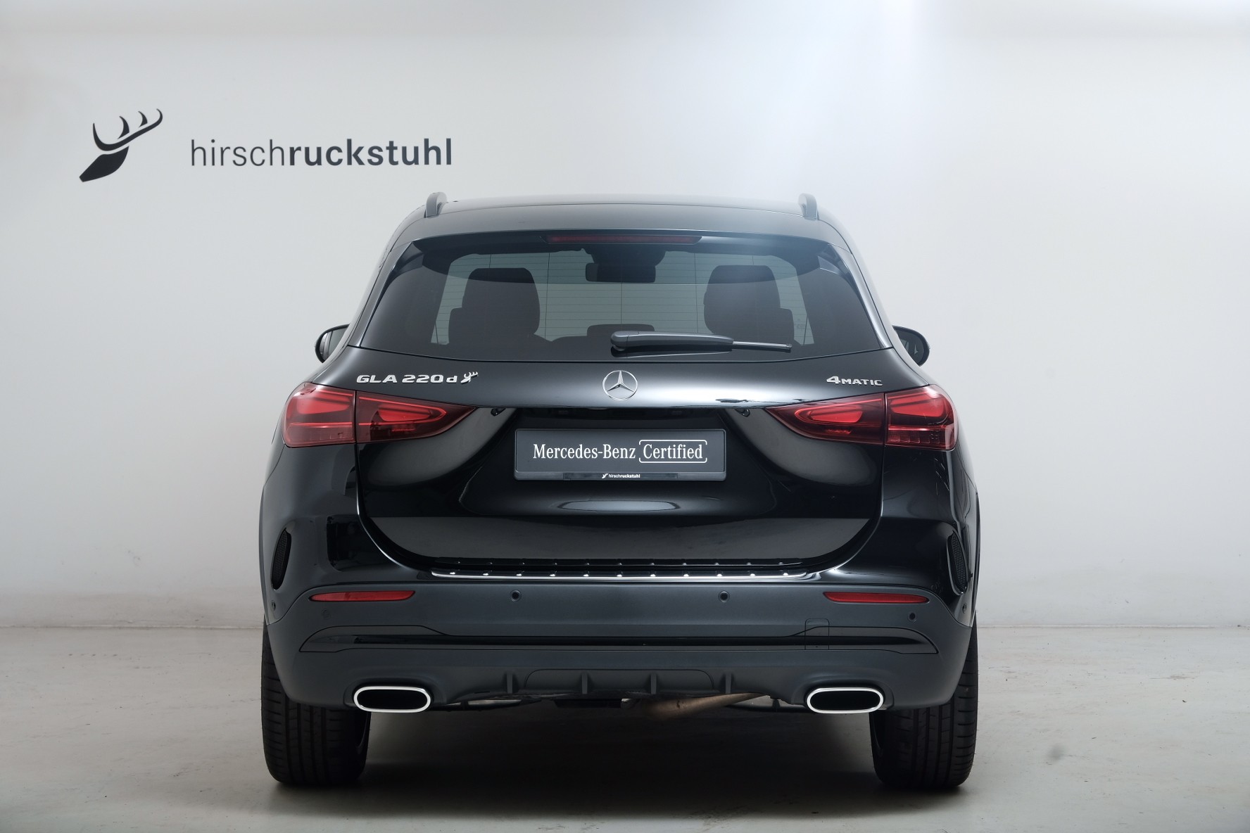 MERCEDES-BENZ GLA 220 d AMG Line 4matic H247-image-4