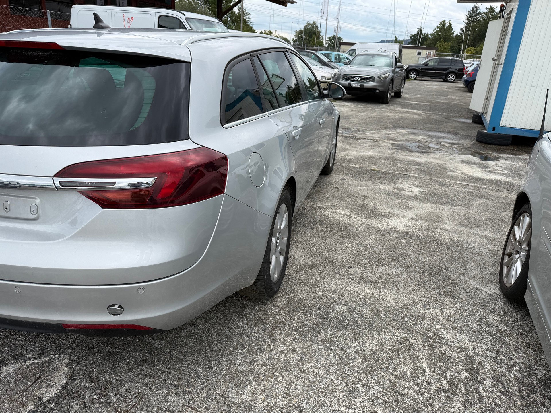 OPEL Insignia Sports Tourer 1.6 Turbo Edition Automatic-image-4