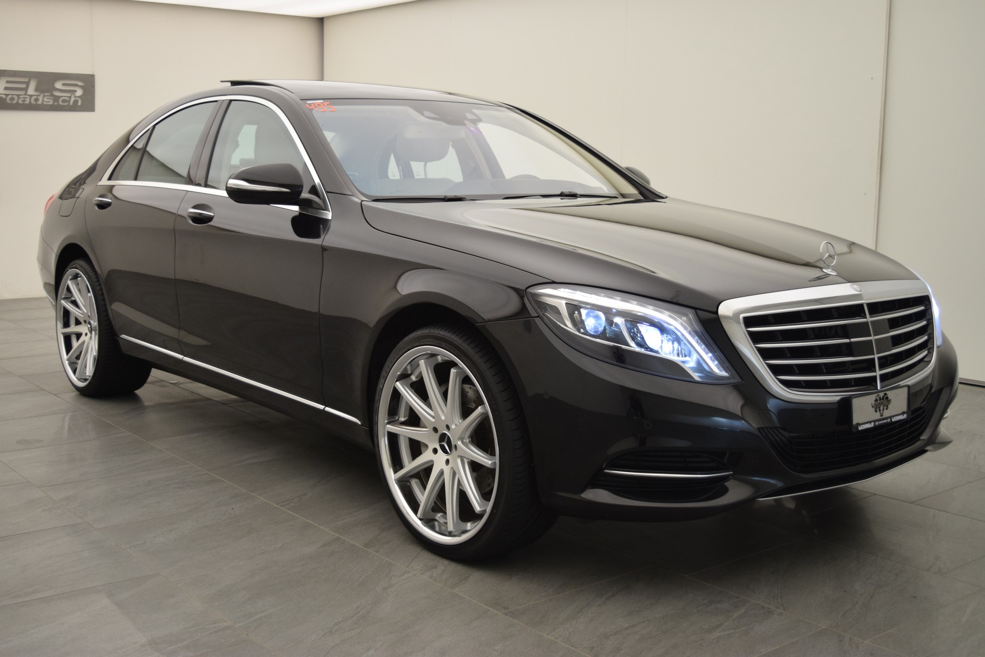 MERCEDES-BENZ S350d Bluetec-image-2