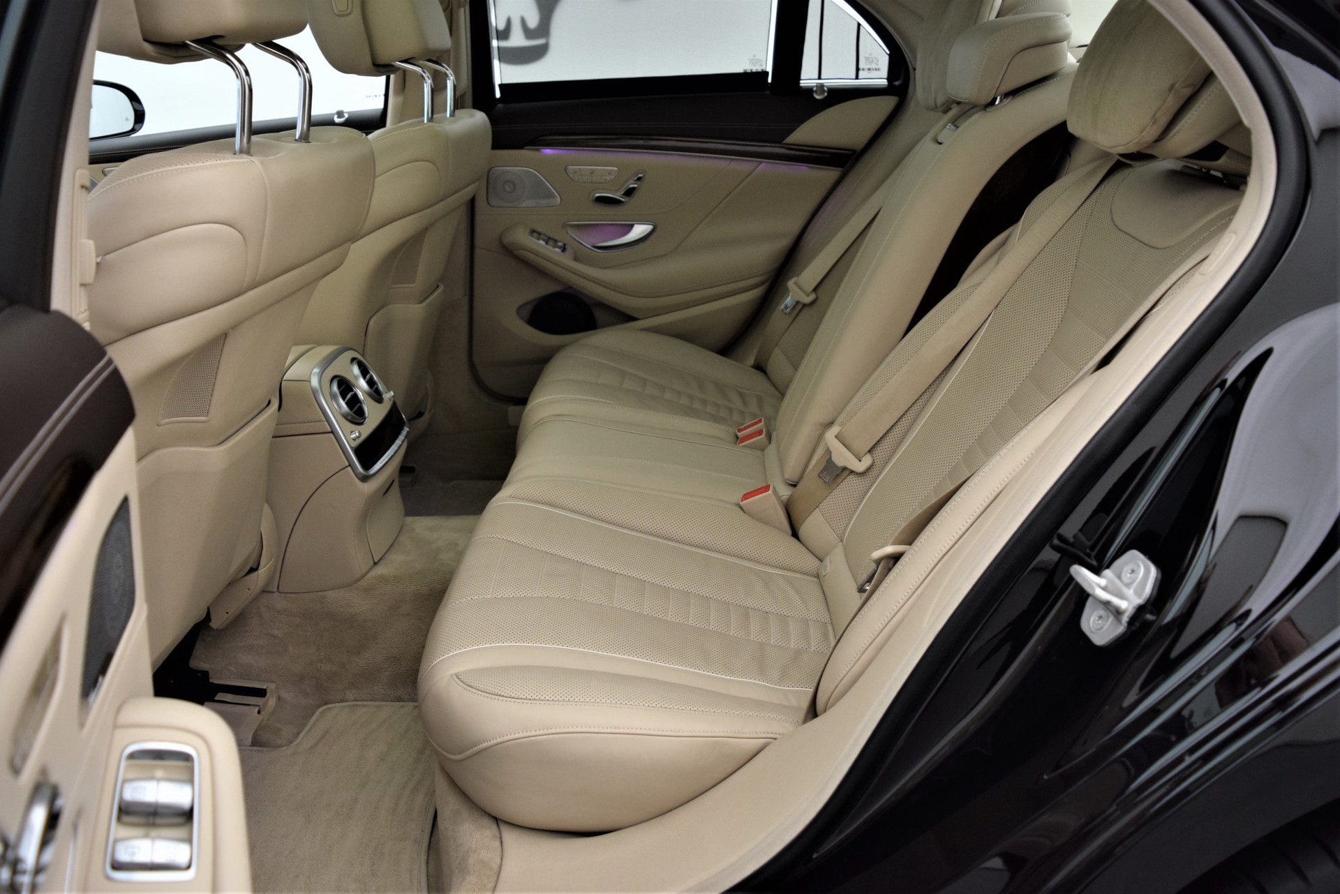 MERCEDES-BENZ S350d Bluetec-image-13