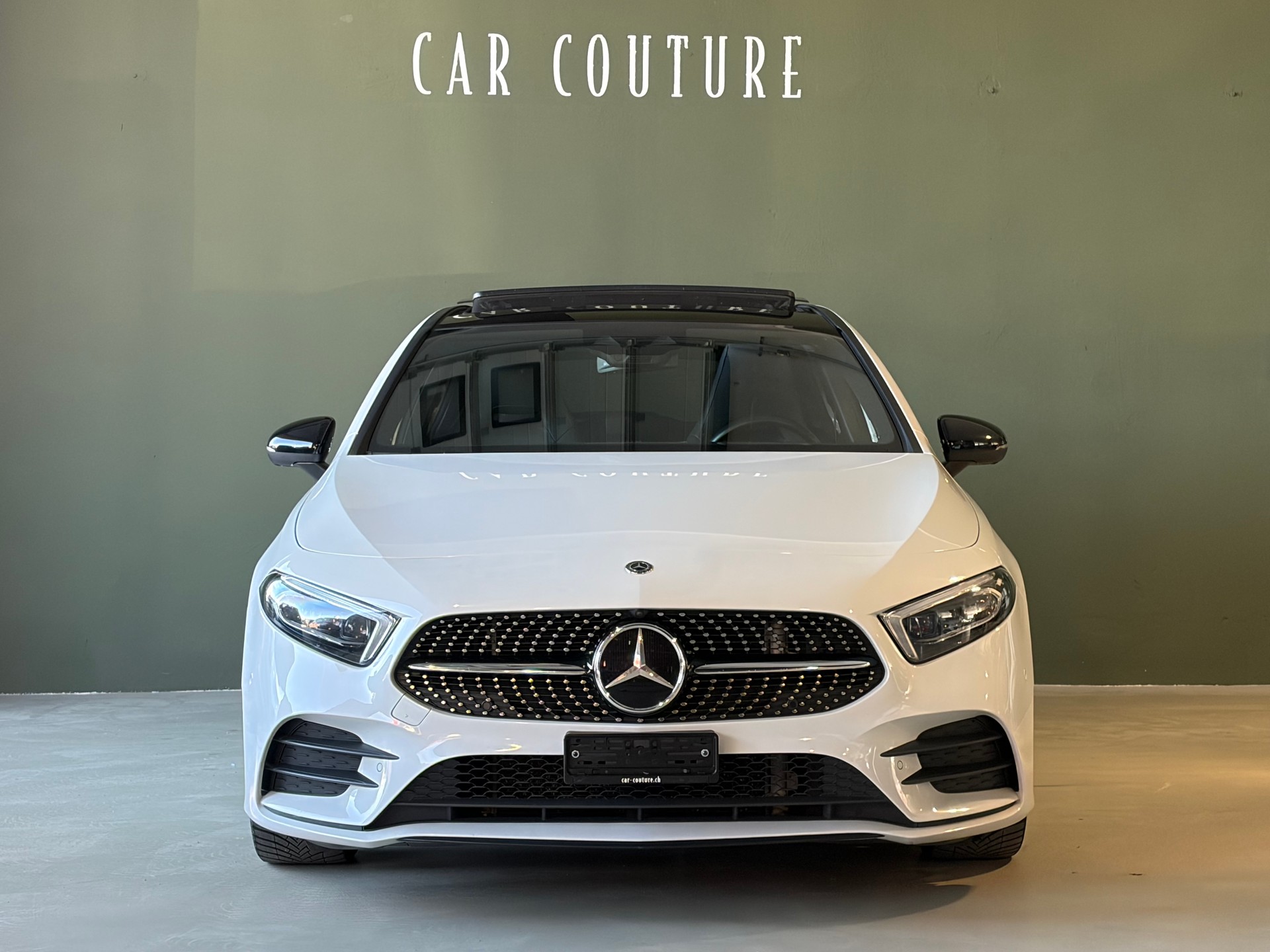 MERCEDES-BENZ A 250 4Matic AMG Line *Night Paket*Panoramadach*Ambientebeleuchtung*STANDHEIZUNG*-image-25