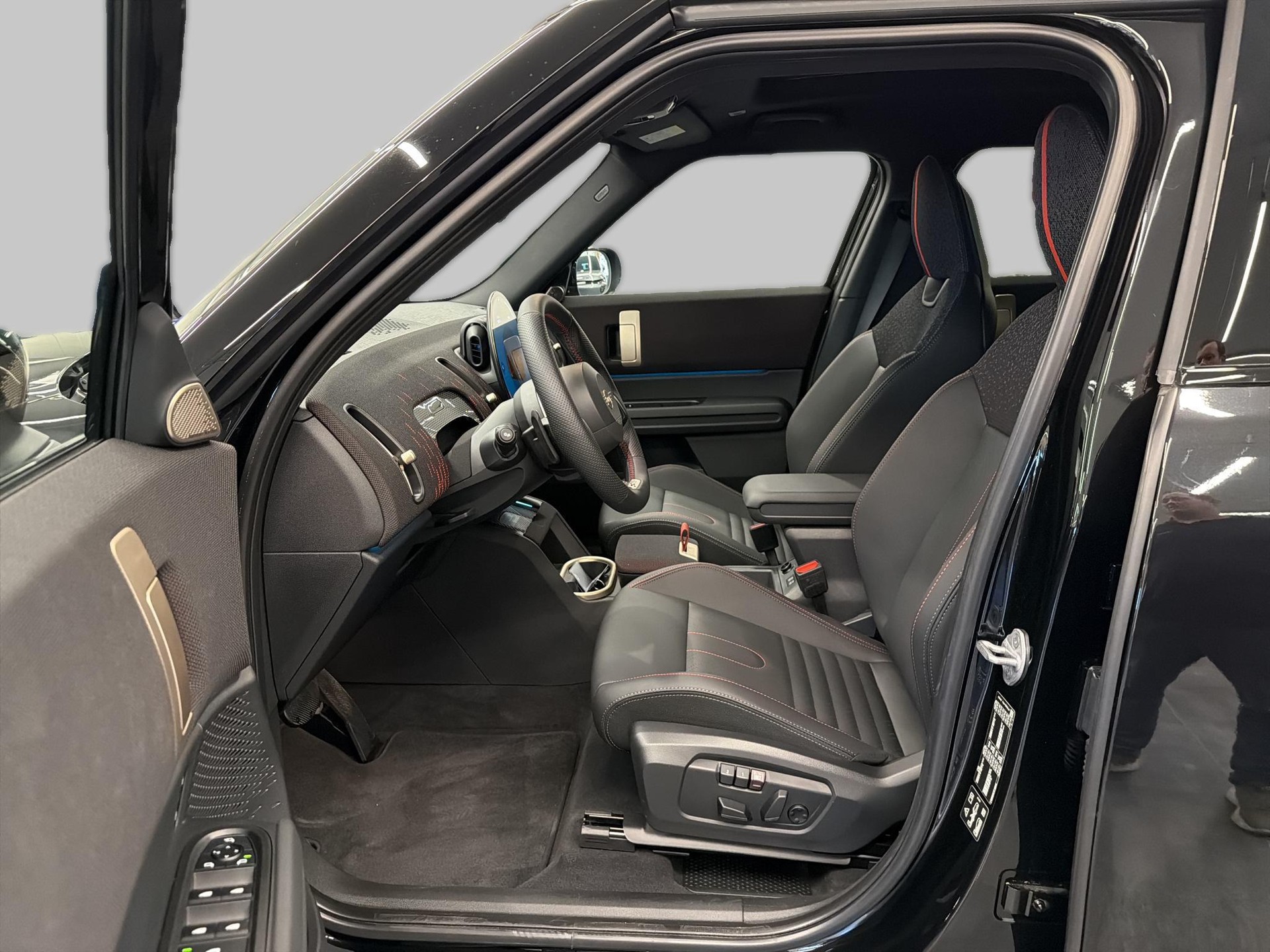 MINI Countryman S ALL4-image-13