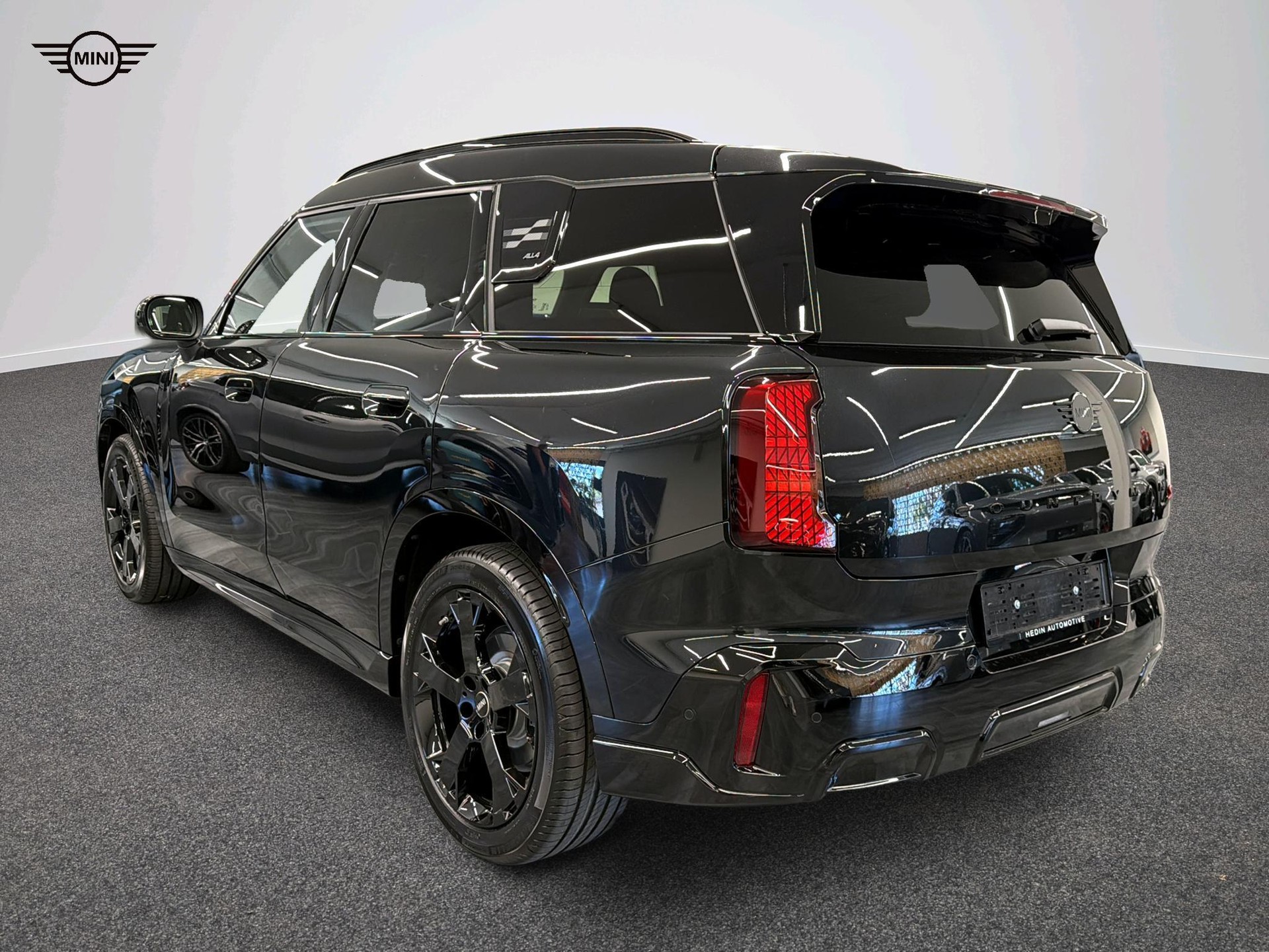 MINI Countryman S ALL4-image-3