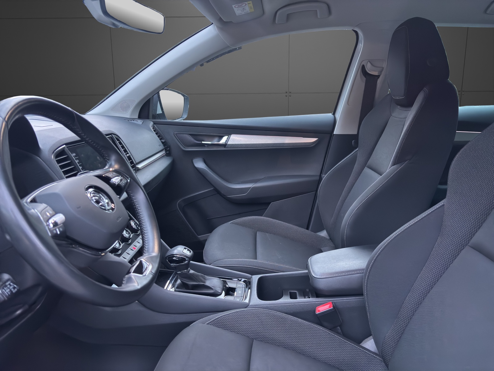 SKODA Karoq 2.0 TDI CR Ambition 4x4 DSG-image-2