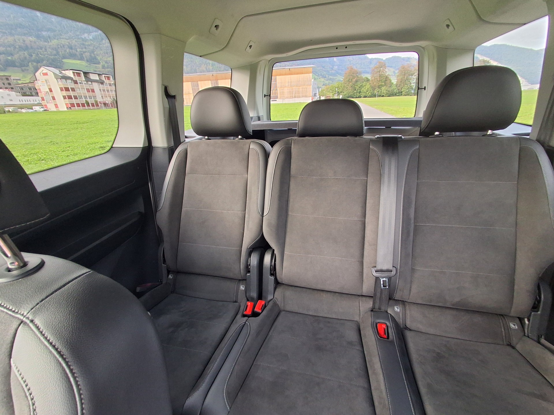 VW Caddy Maxi 2.0 TDI Life-image-10
