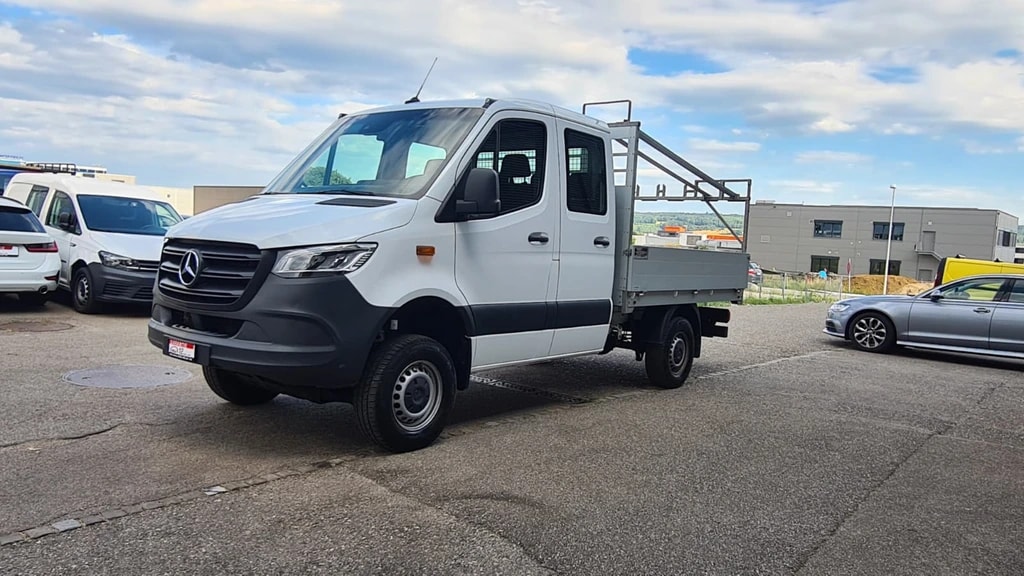 MERCEDES-BENZ Sprinter 319 CDI Standard 9G-TRONIC 4x4 ** 6-Plätzer ** Klimaanlage ** Anh-Kupplung 3500kg ** Nutzlast 700kg ** Modell 2024-image-2