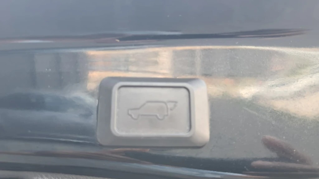 TOYOTA RAV-4 2.5 PHEV Premium e-CVT 4WD ** Voll-Leder ** Gr-Navi ** RF-Kamera 360° ** Abstandsregelsysteme ** Panorama-Glasdacgh **-image-10