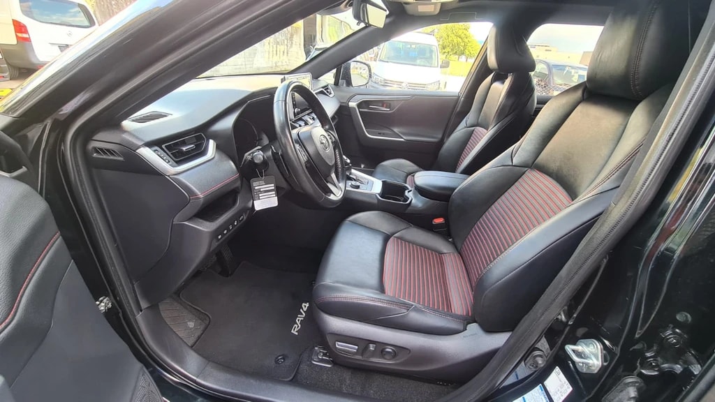 TOYOTA RAV-4 2.5 PHEV Premium e-CVT 4WD ** Voll-Leder ** Gr-Navi ** RF-Kamera 360° ** Abstandsregelsysteme ** Panorama-Glasdacgh **-image-17
