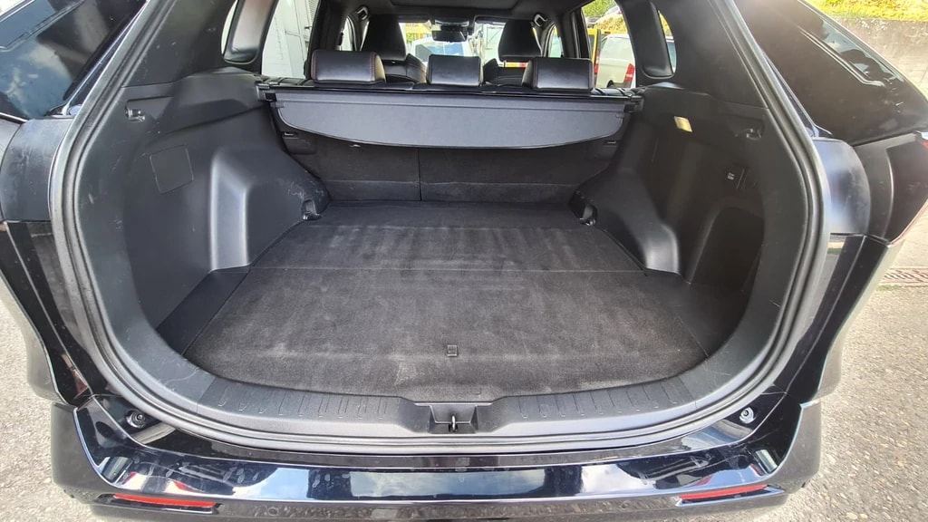 TOYOTA RAV-4 2.5 PHEV Premium e-CVT 4WD ** Voll-Leder ** Gr-Navi ** RF-Kamera 360° ** Abstandsregelsysteme ** Panorama-Glasdacgh **-image-9