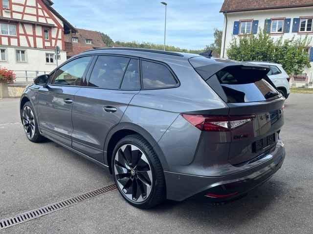 SKODA Enyaq iV 80x SportLine - SoH 95%-image-3