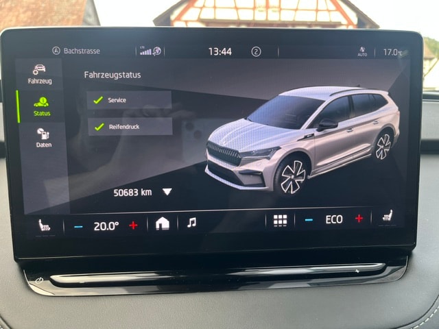 SKODA Enyaq iV 80x SportLine - SoH 95%-image-10