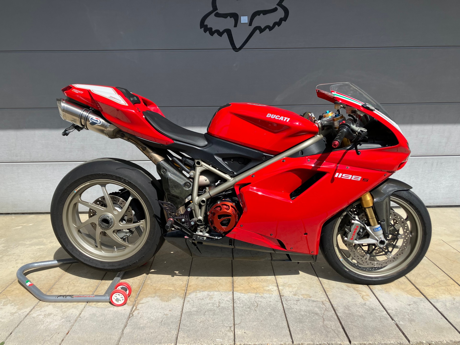 DUCATI 1198 S