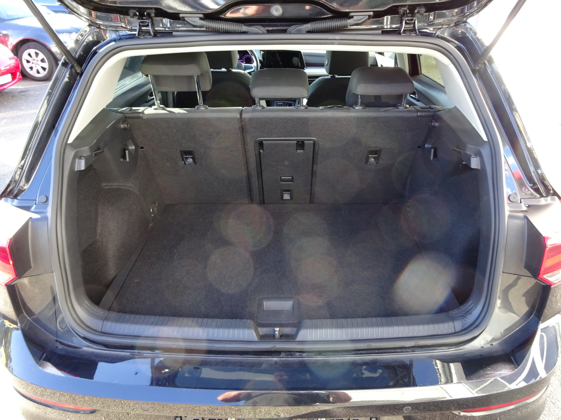 VW Golf 1.0 eTSI mHEV ACTLife DSG-image-12
