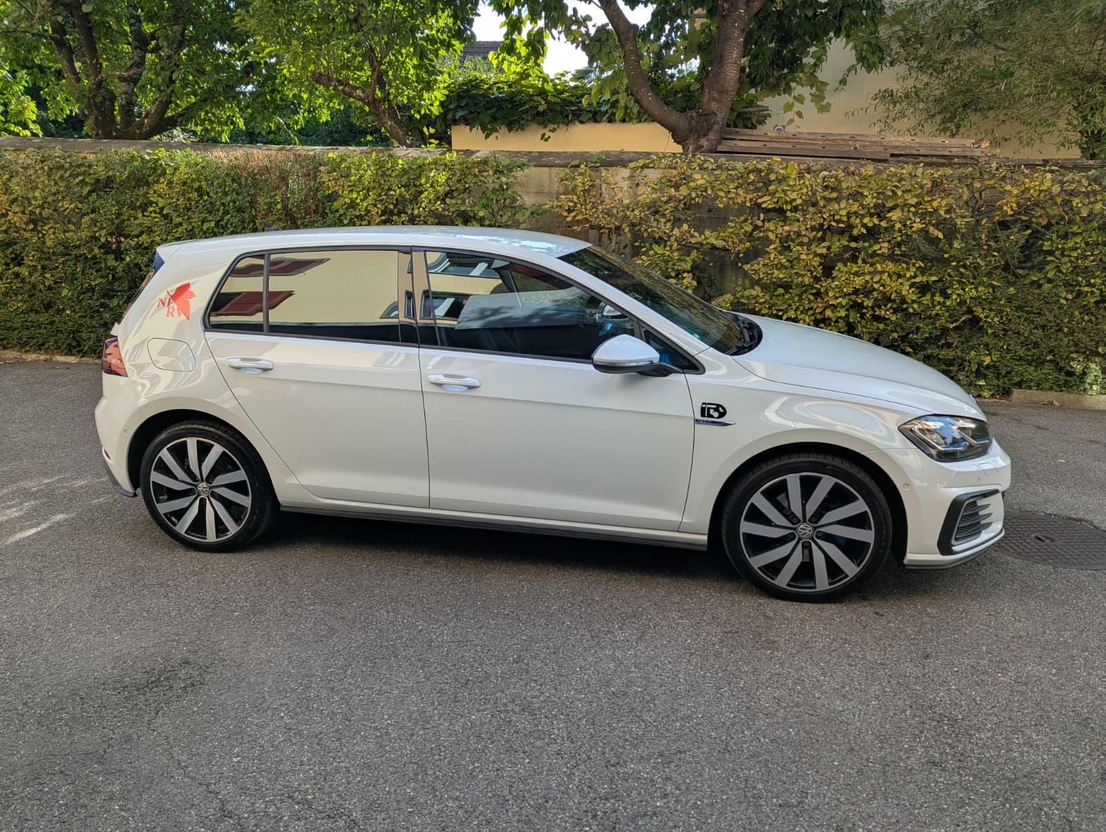 VW 1.4 TSI Plug-In-Hybrid GTE DSG-image-1