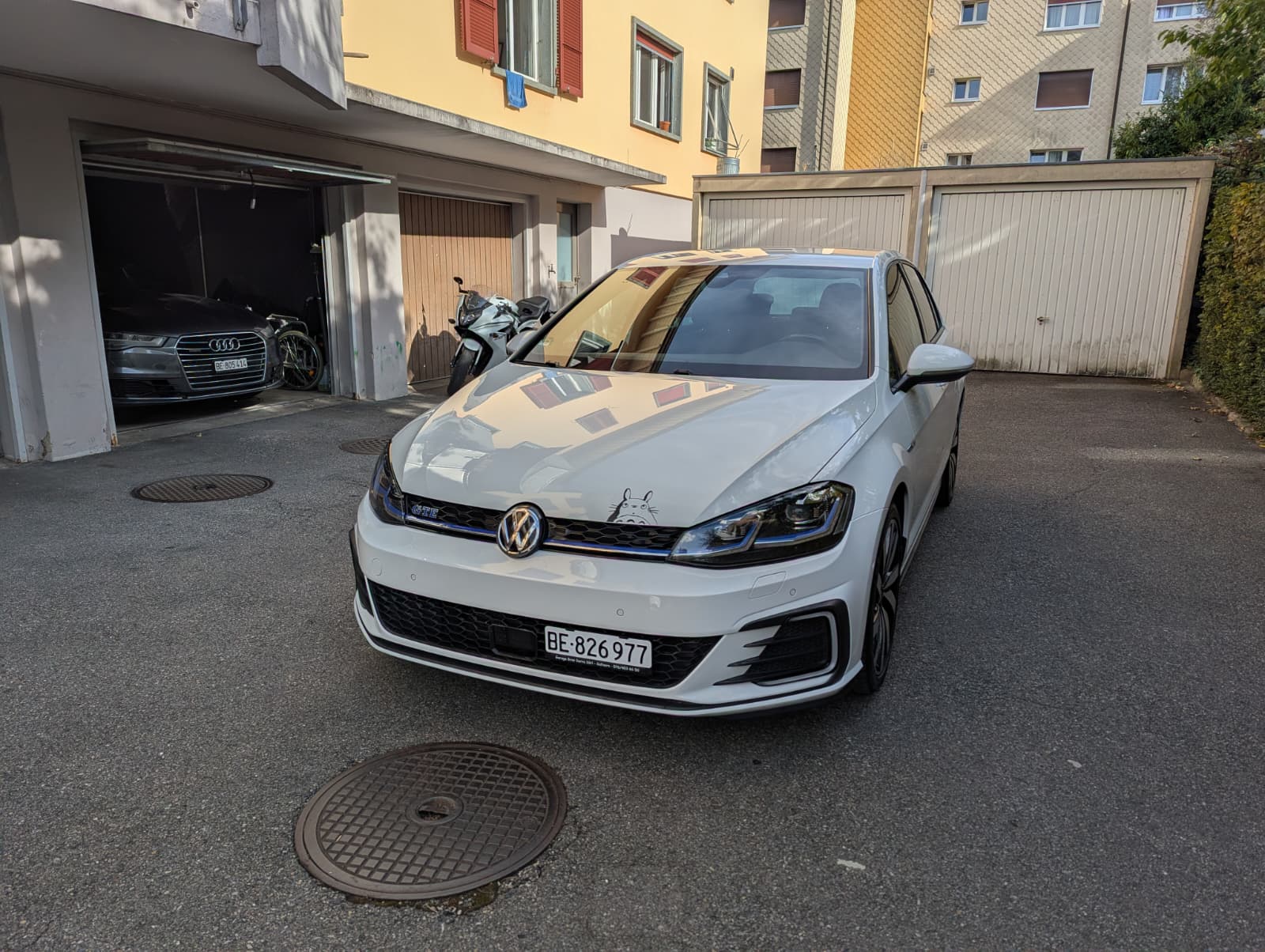 Car photo