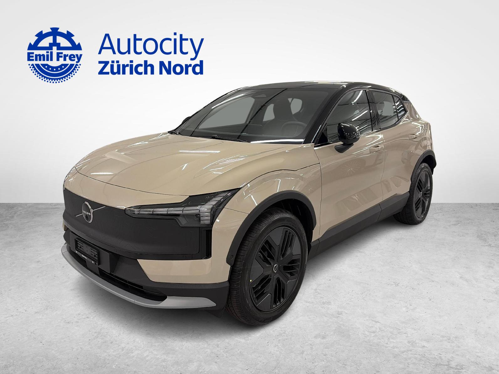 VOLVO EX30 CC P8 Ultra AWD-image-0