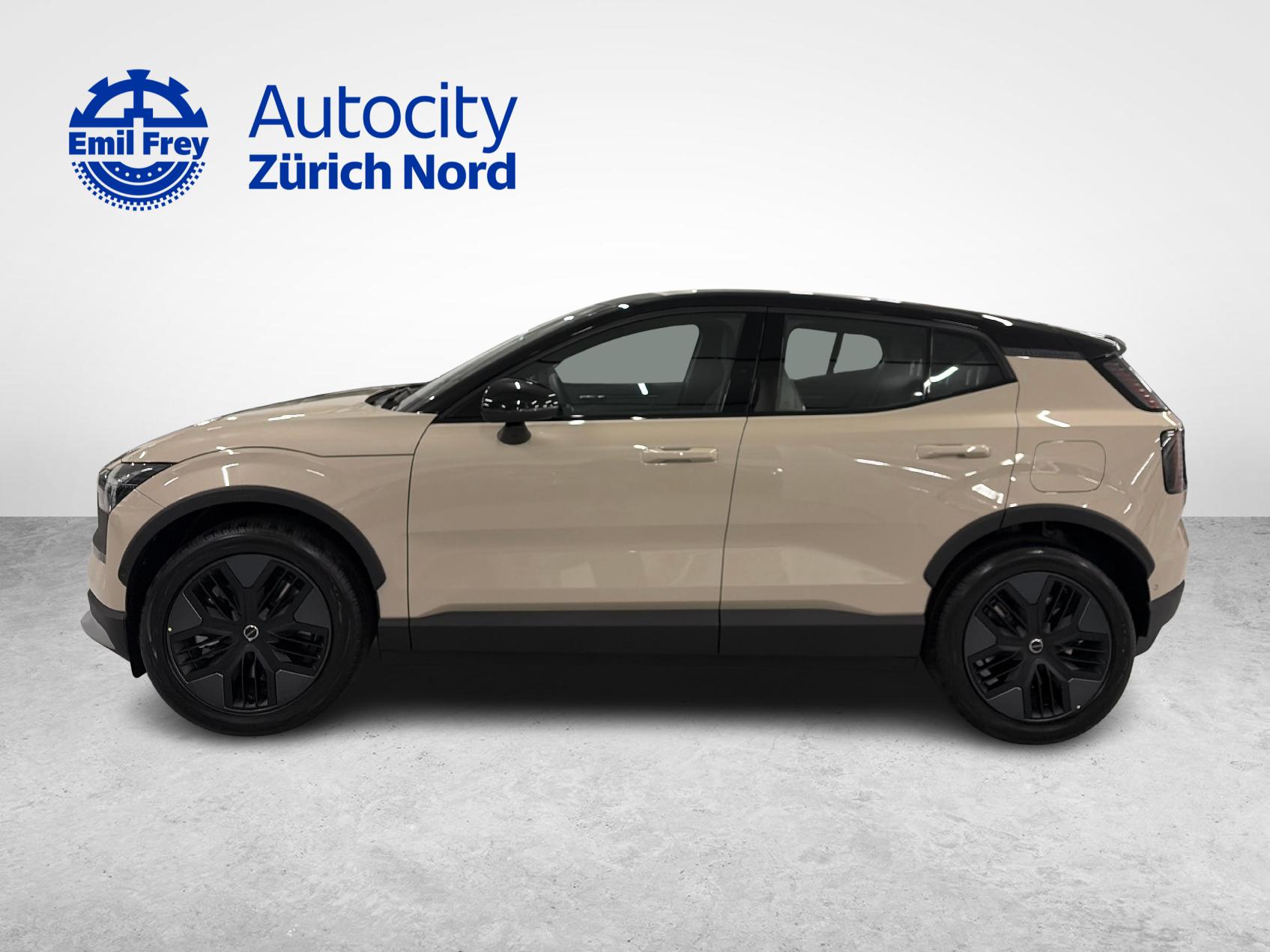 VOLVO EX30 CC P8 Ultra AWD-image-1