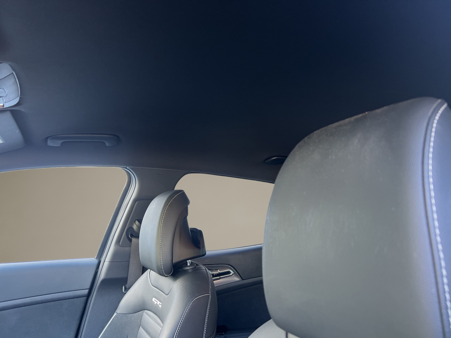 KIA Sportage 1.6 T-GDi Hybrid GT-Line-image-10