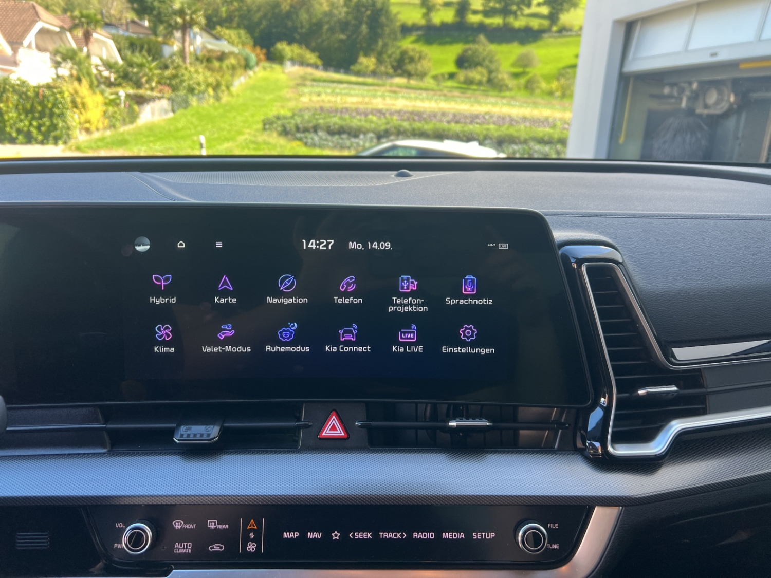 KIA Sportage 1.6 T-GDi Hybrid GT-Line-image-14