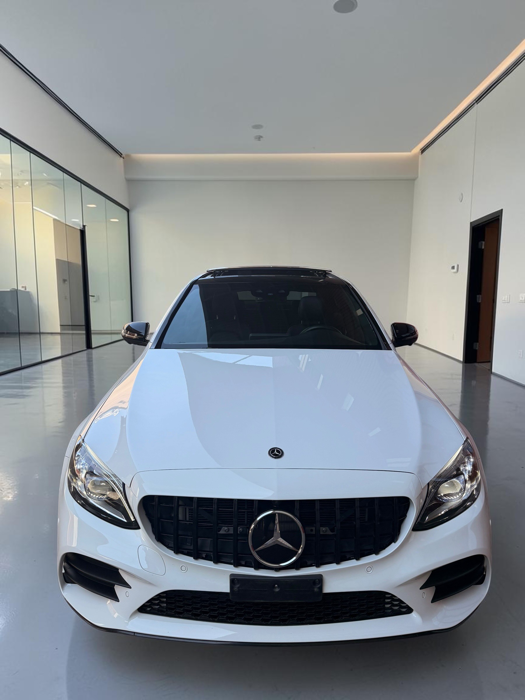 MERCEDES-BENZ C 220 d Swiss Star 4Matic 9G-Tronic-image-2