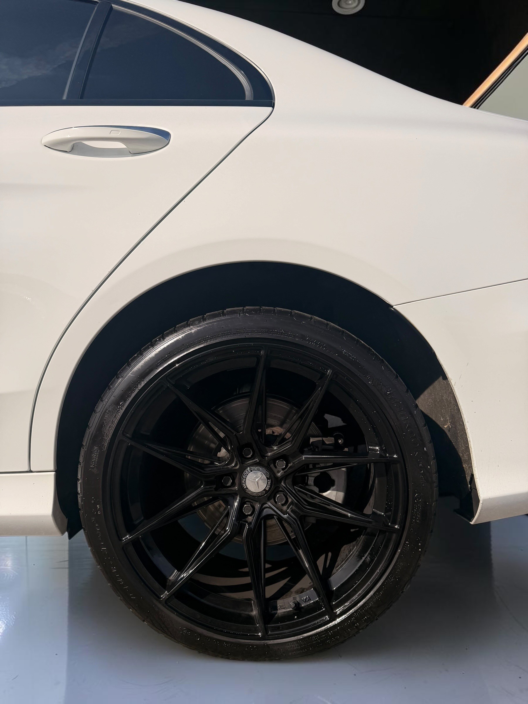 MERCEDES-BENZ C 220 d Swiss Star 4Matic 9G-Tronic-image-5