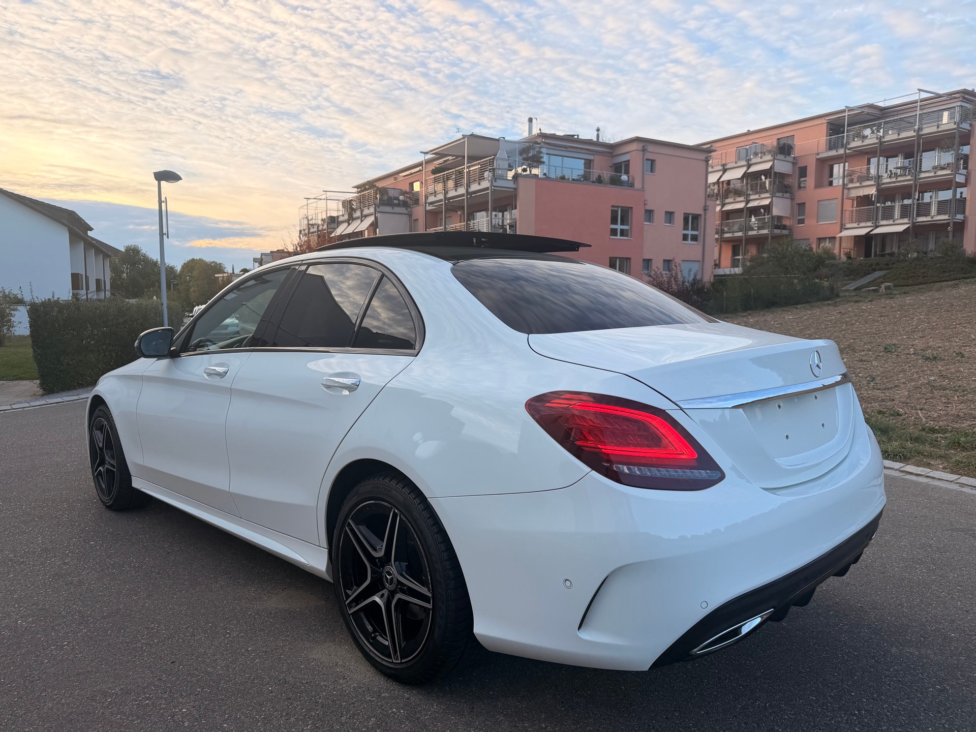 MERCEDES-BENZ C 220 d Swiss Star 4Matic 9G-Tronic-image-11