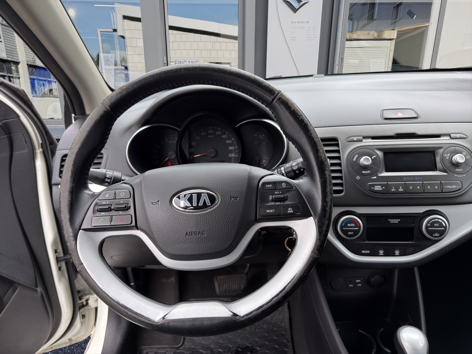 KIA Picanto 1.2 CVVT Trend Automatic-image-10
