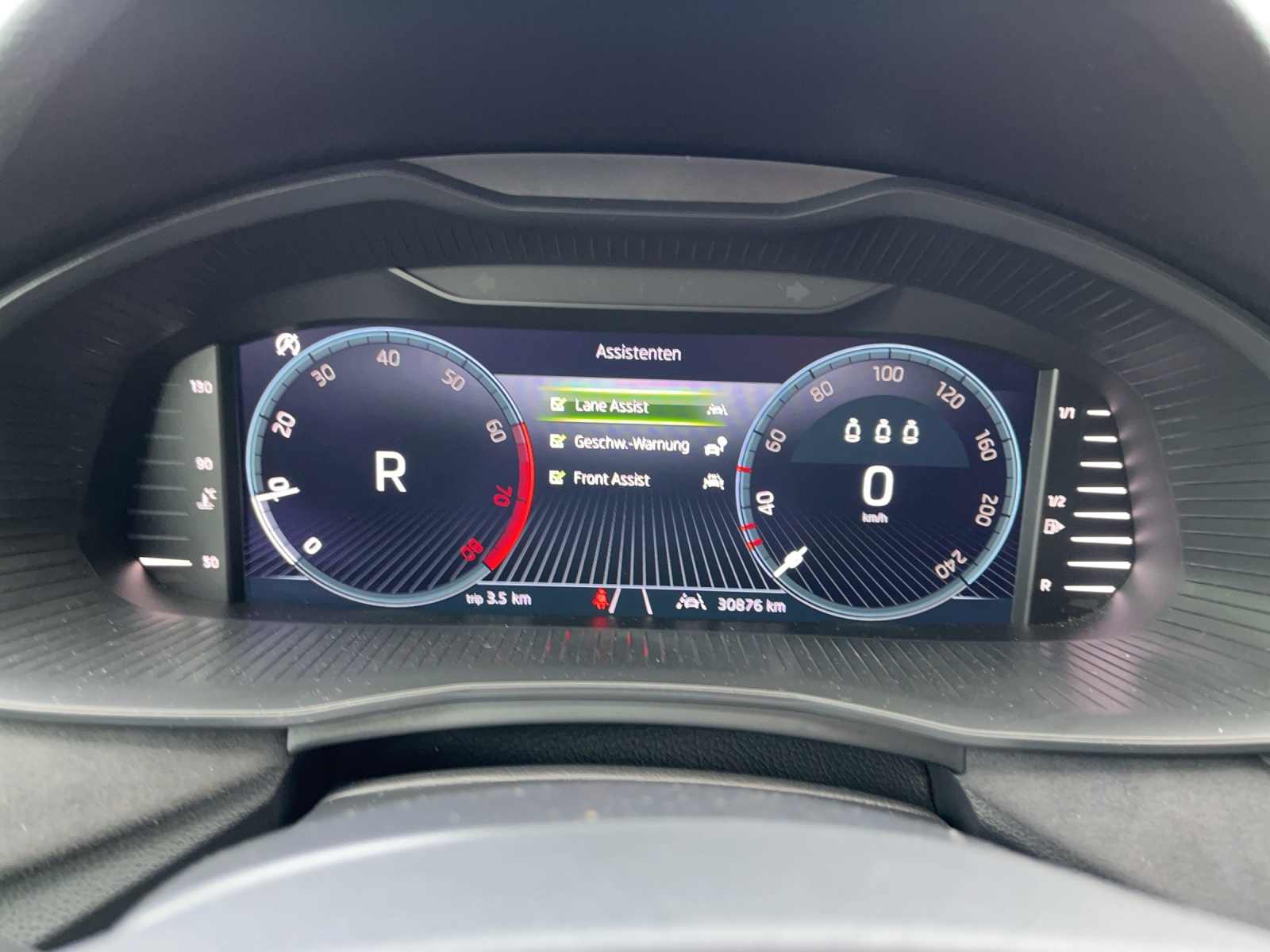 SKODA Scala 1.5 TSI Selection DSG-image-15