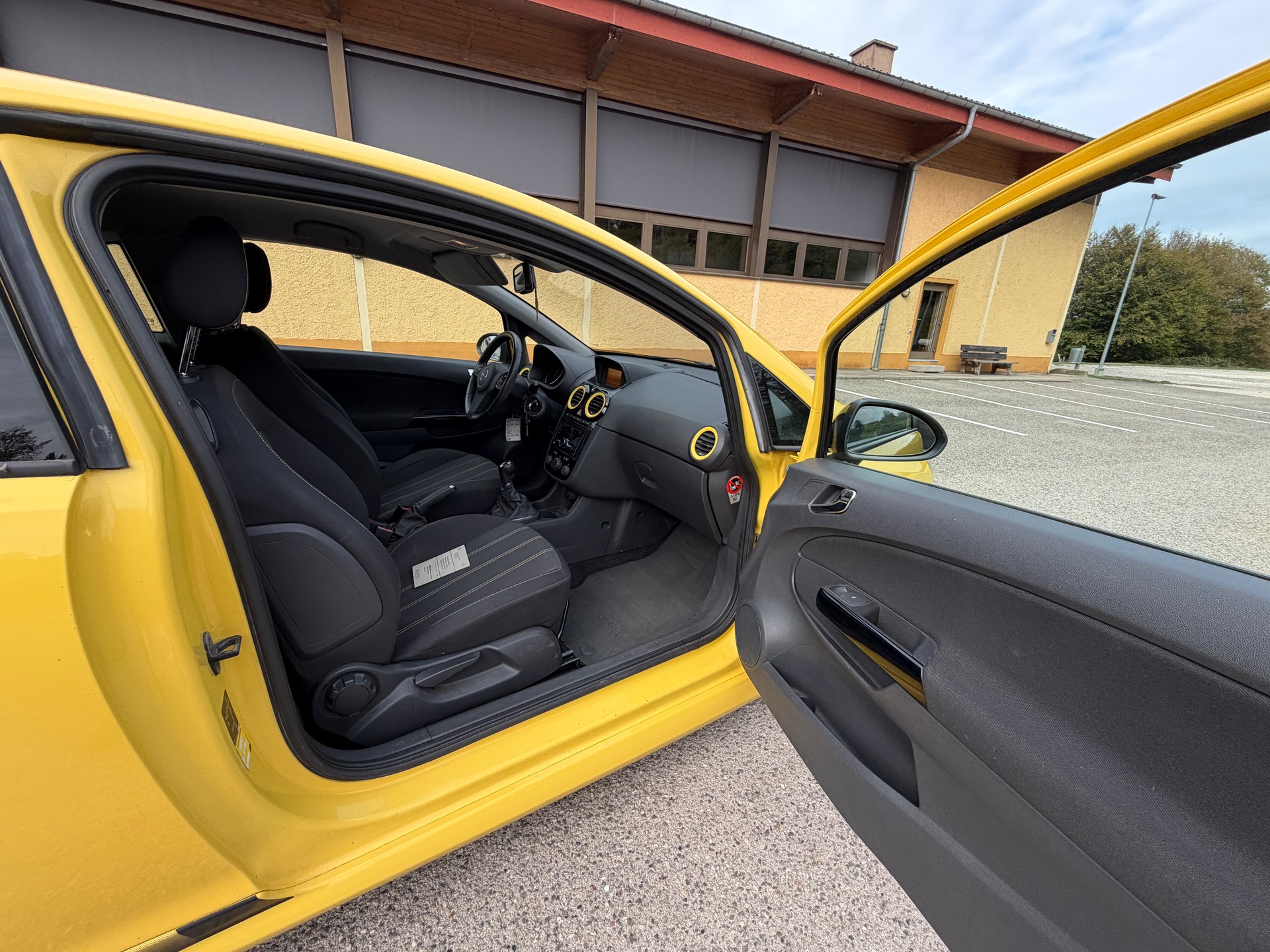 OPEL Corsa 1.6 Turbo Sport-image-6