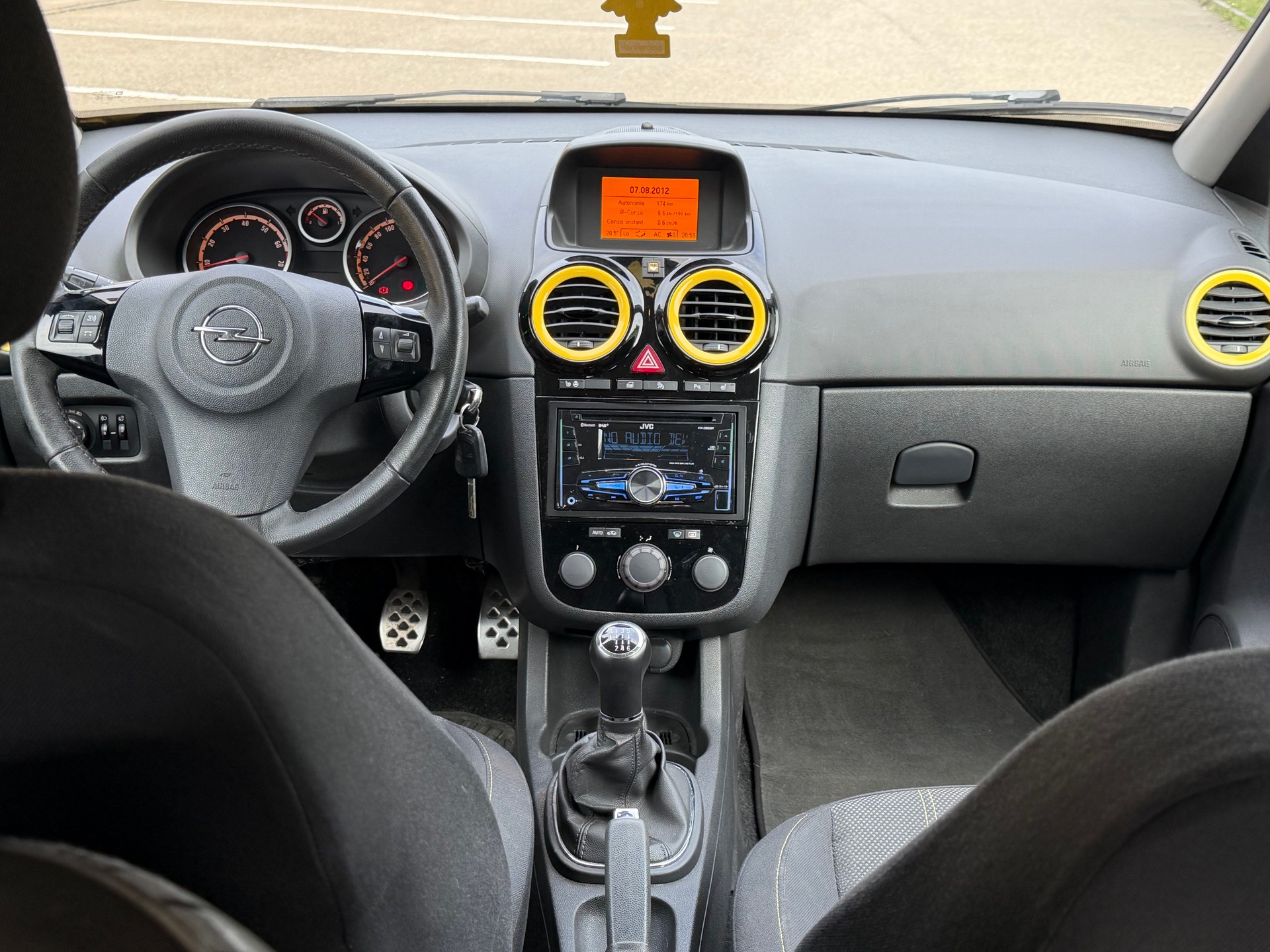 OPEL Corsa 1.6 Turbo Sport-image-9
