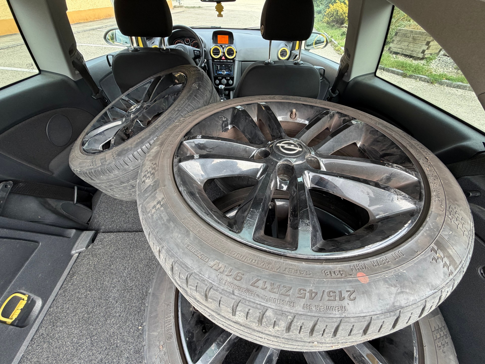 OPEL Corsa 1.6 Turbo Sport-image-10