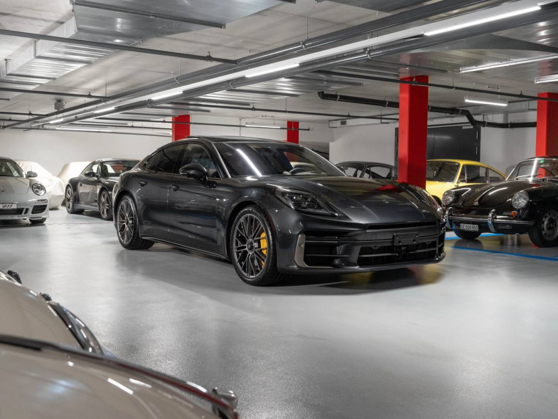 PORSCHE Panamera Turbo S E-Hybrid-image-5