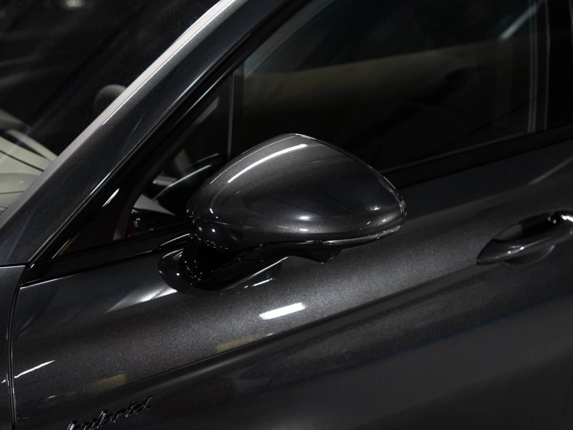 PORSCHE Panamera Turbo S E-Hybrid-image-26