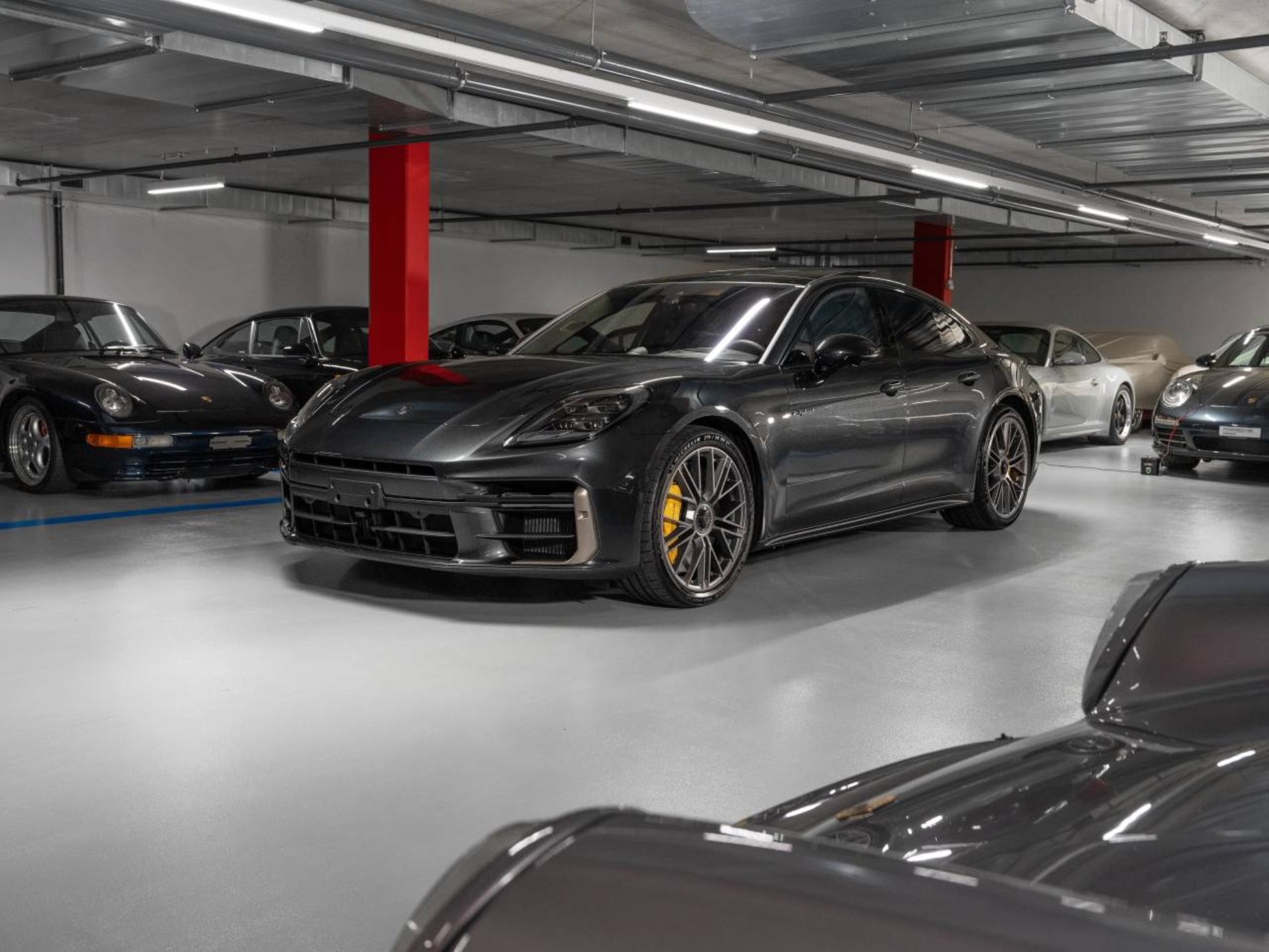 PORSCHE Panamera Turbo S E-Hybrid-image-0