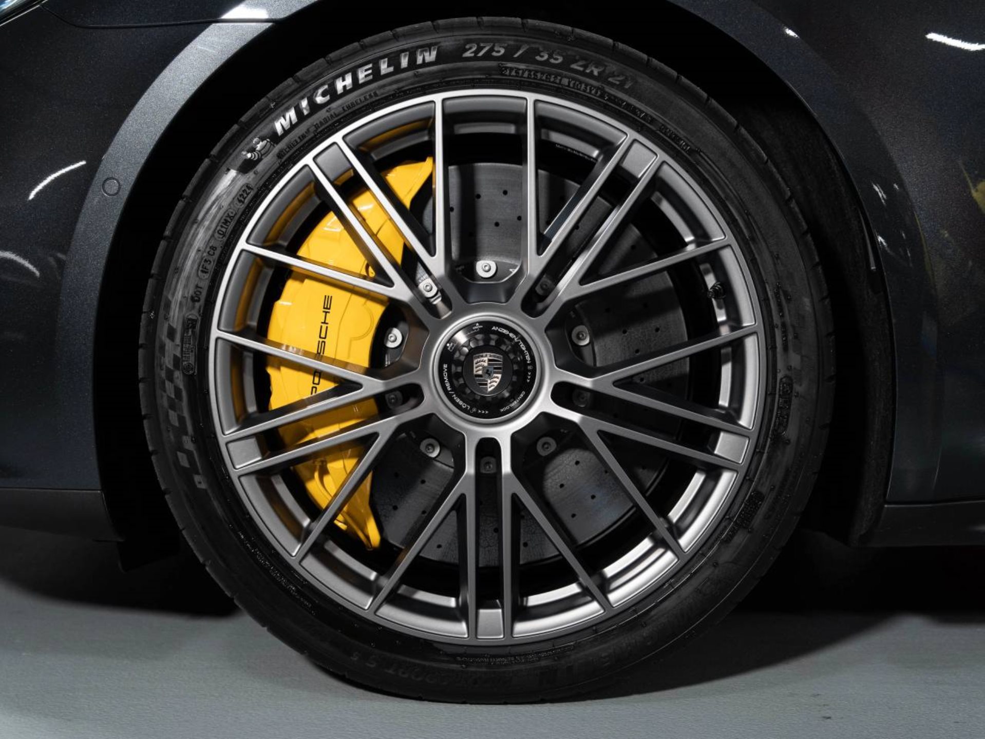PORSCHE Panamera Turbo S E-Hybrid-image-24